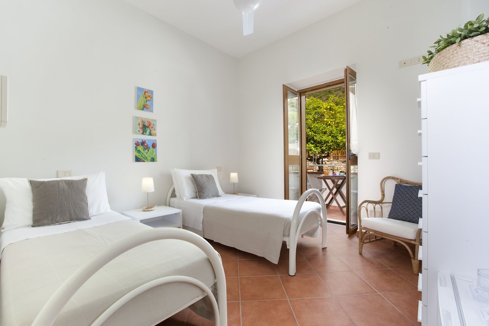 Family Room, 2 Bedrooms, Sea View photo 1