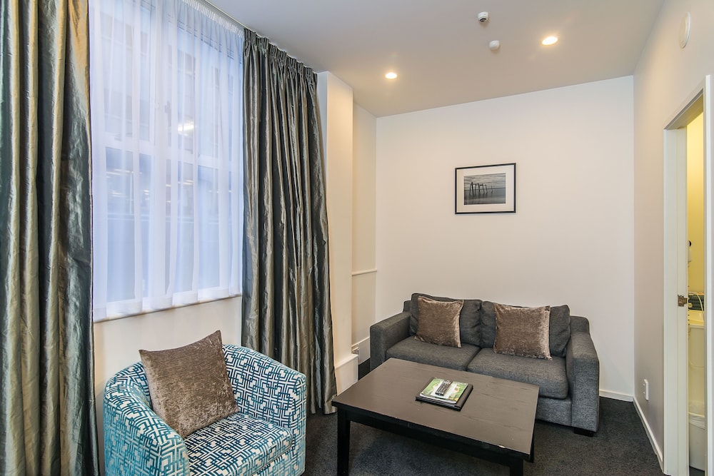 1 Bedroom Twin Apartment - Photo 23