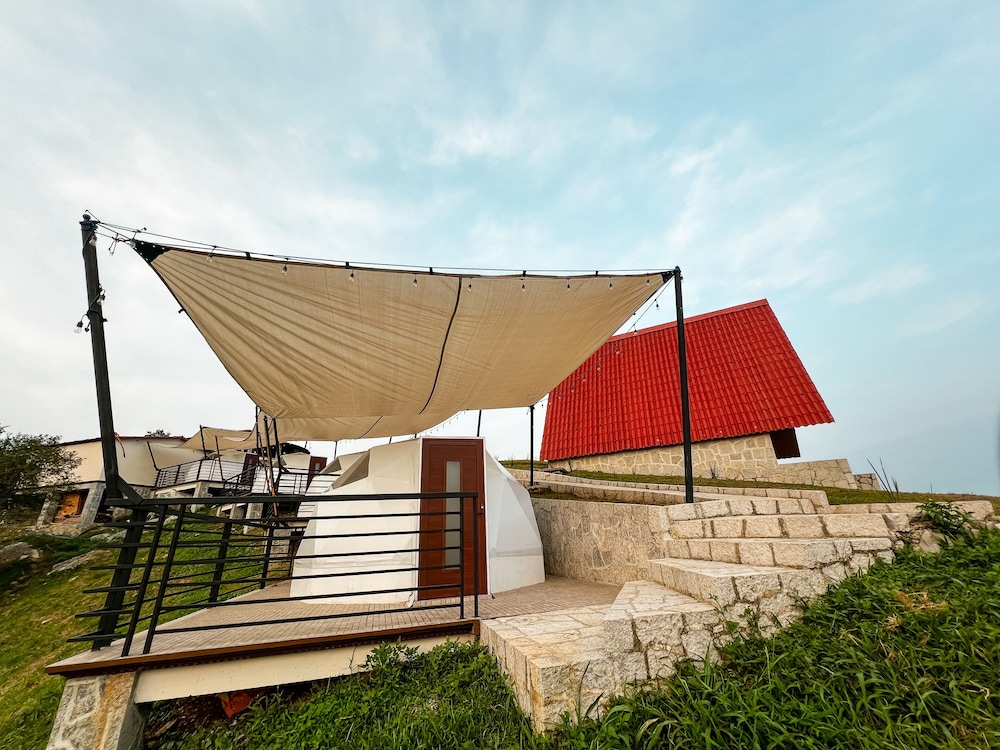 Comfort Tent