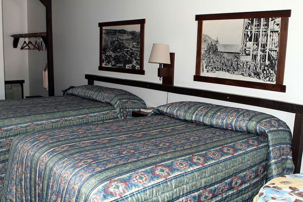 Room, 2 Queen Beds
