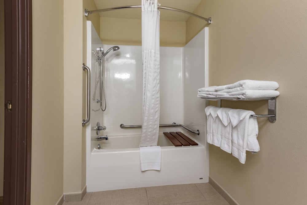 Suite, Multiple Beds, Accessible, Non Smoking - Photo 5