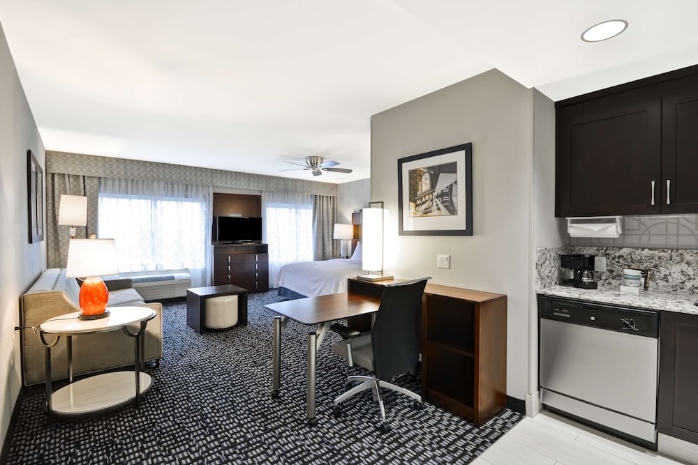 Studio Suite, 1 King Bed, Accessible (Hearing)