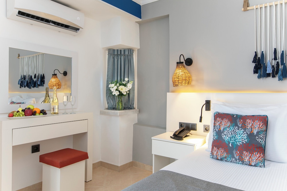 Standard Room - Photo 8