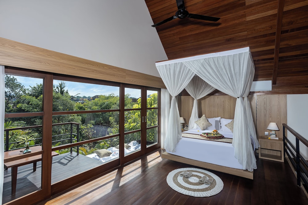 One Bedroom Deluxe Mezzanine