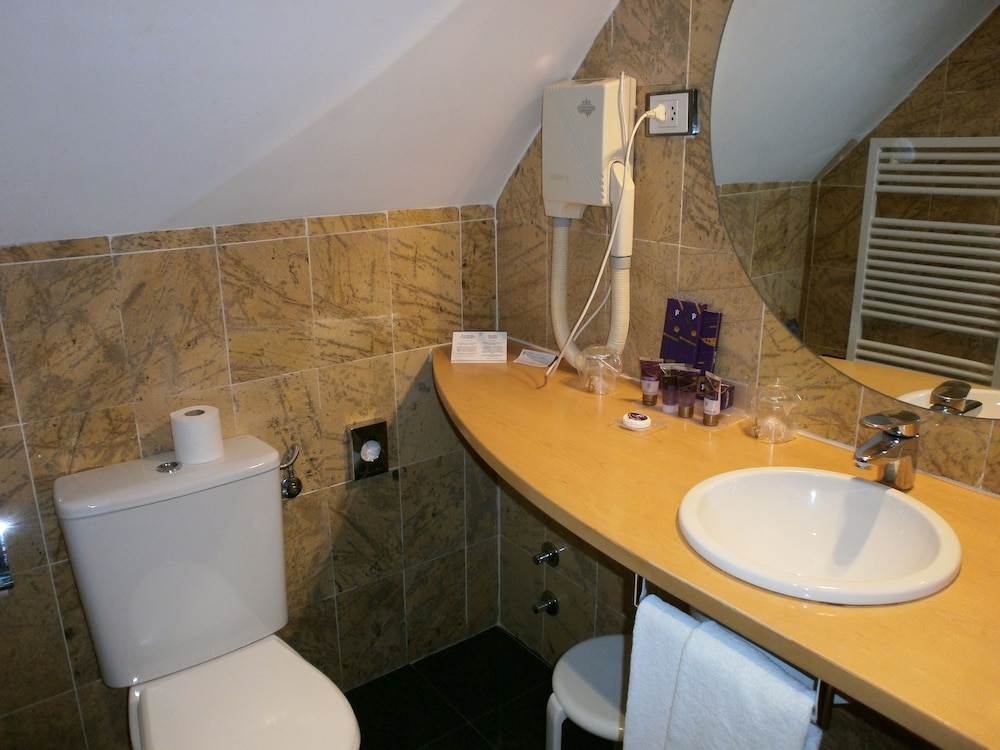 Basic Double Room - Photo 3