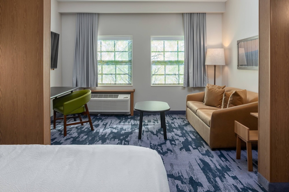Suite, Multiple Beds