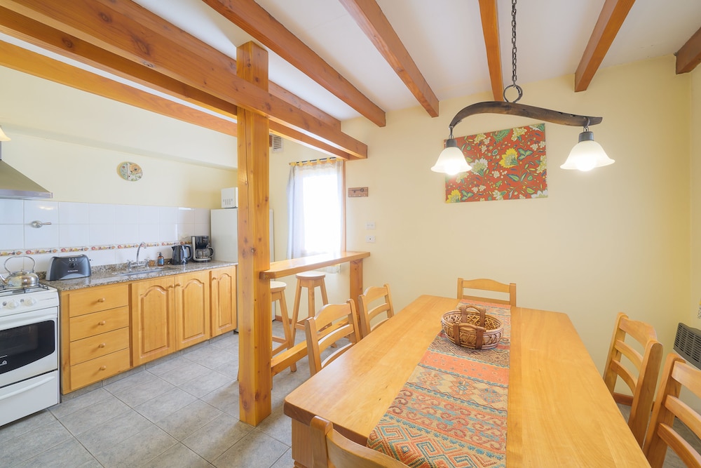 Cabin, 2 Bedrooms, City View photo 3