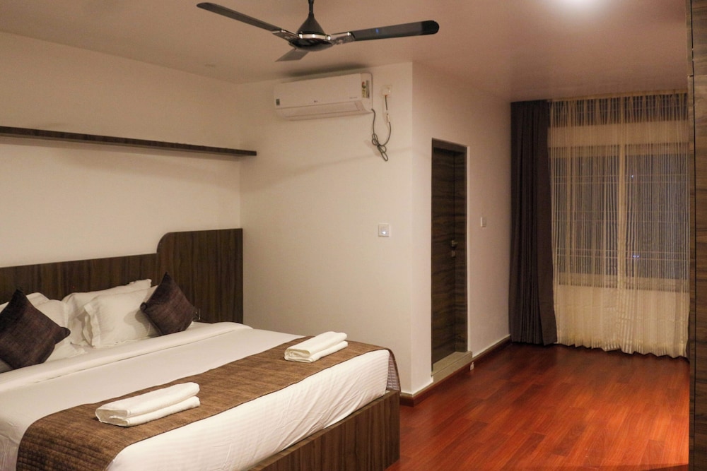 Deluxe Twin Room - Photo 5