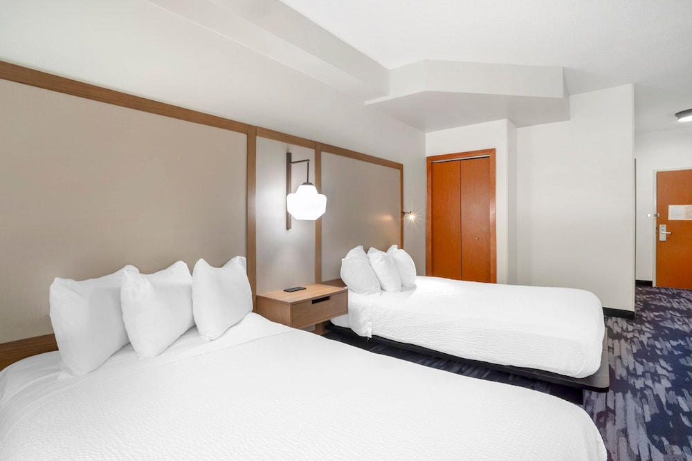Room, 2 Double Beds - Photo 7