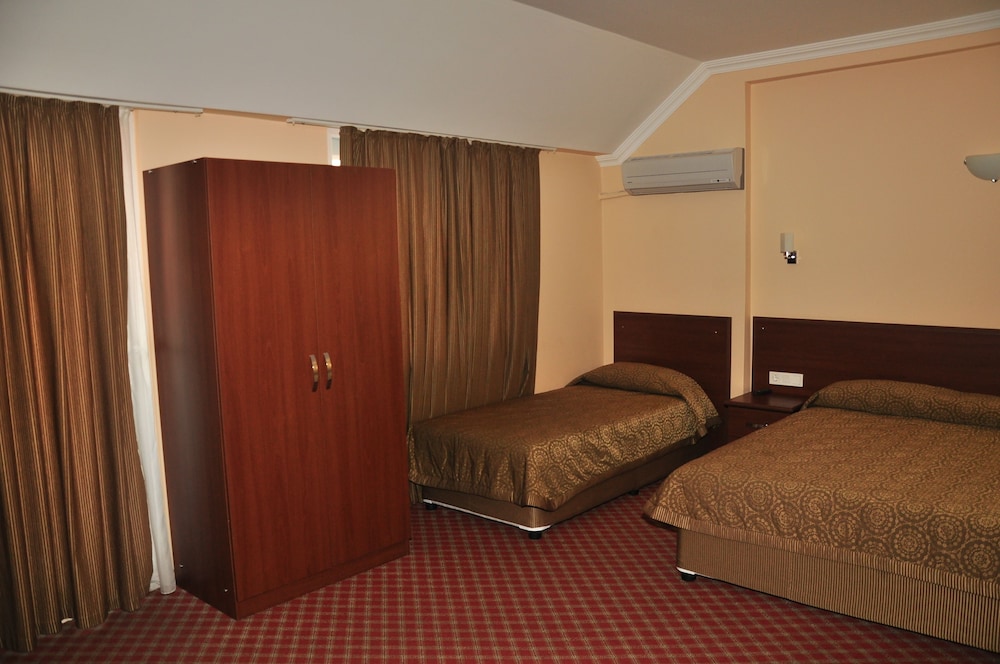 Family Quadruple Room