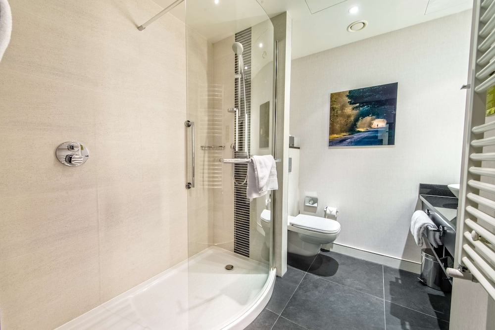 Suite, 1 Bedroom photo 2