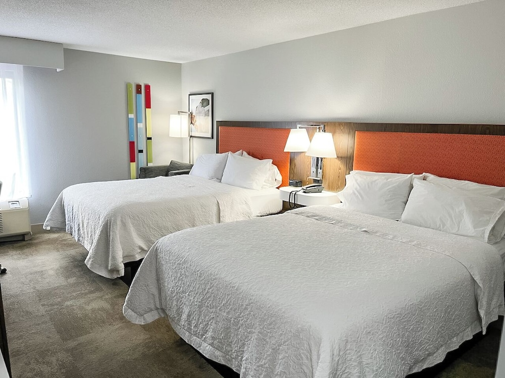 Room, 2 Queen Beds, Accessible, Non Smoking - Photo 2