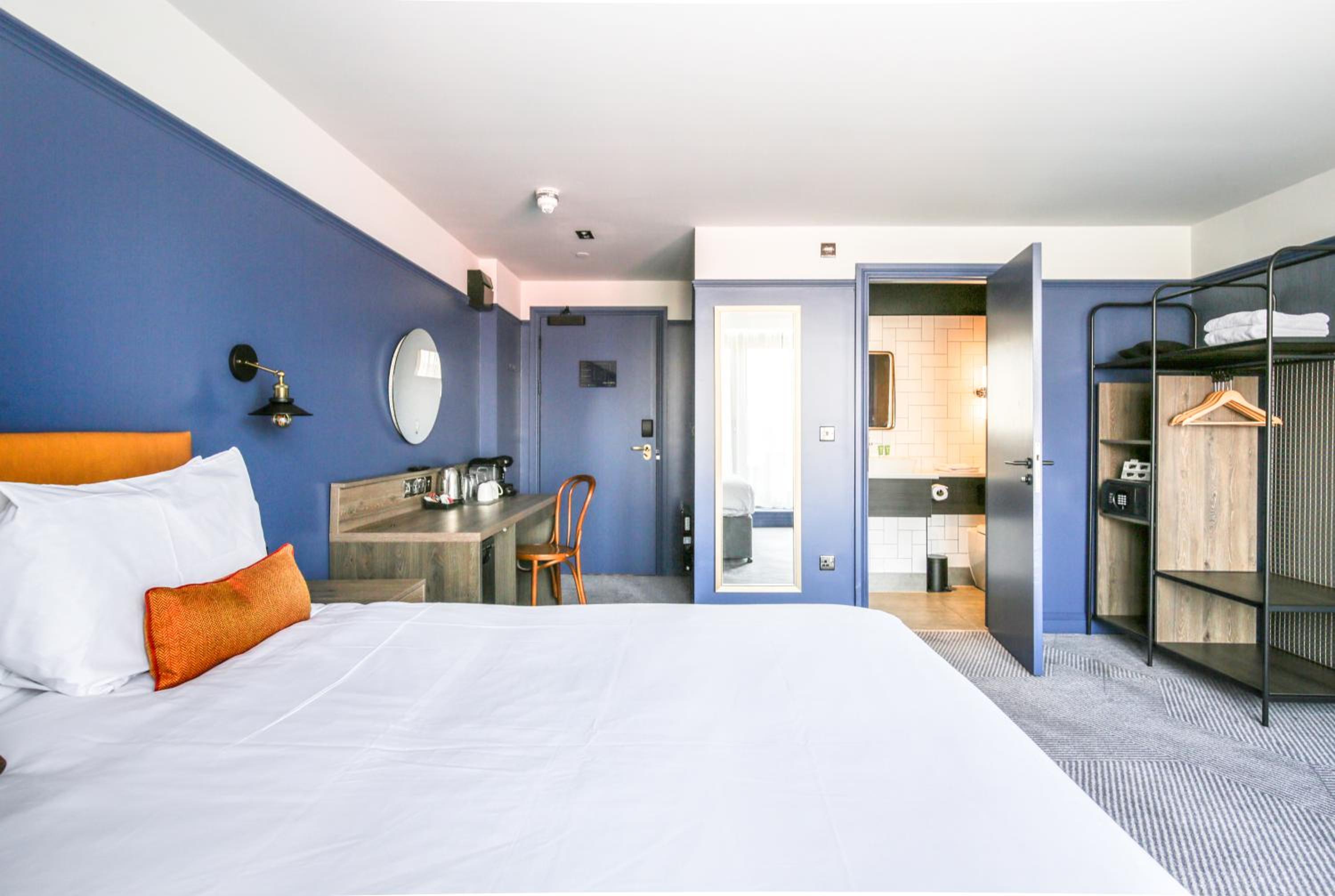 Standard Double Room - Non-Smoking - Photo 1