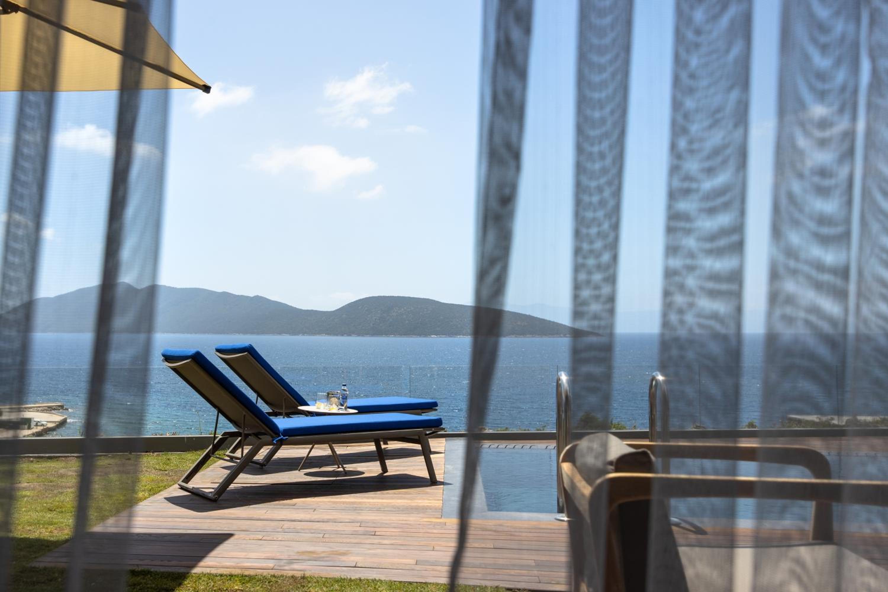 3 Bedroom Suite with Private Pool