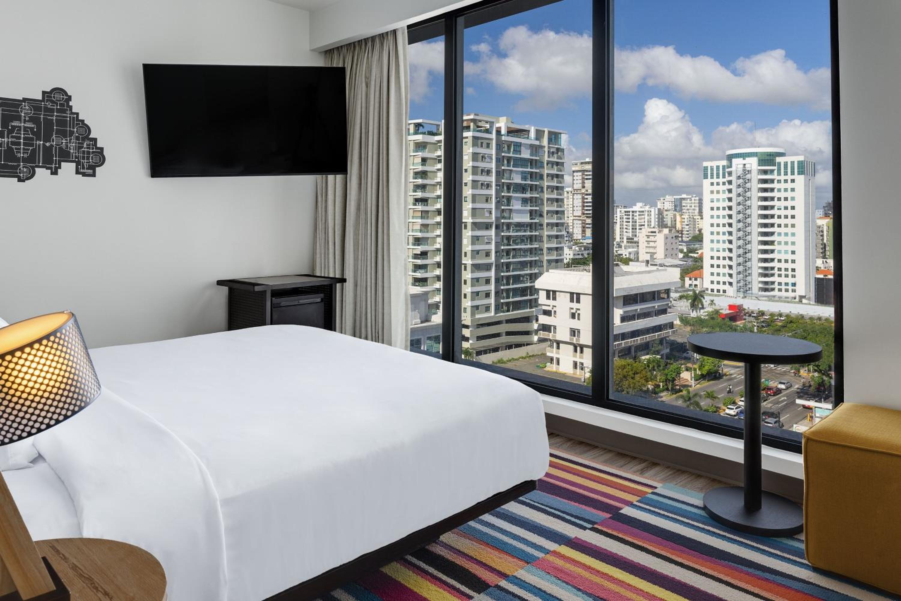 Urban 1 King Room, City View