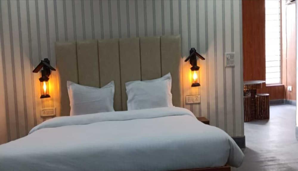 Luxury Hut photo 2