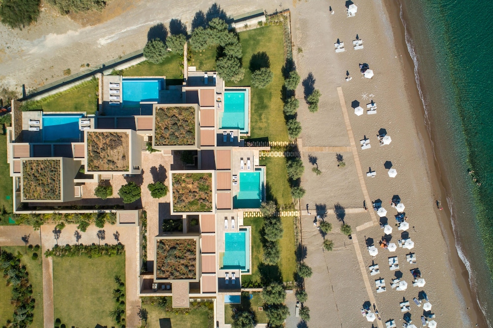 Villa, Beachfront (Amada) photo 2