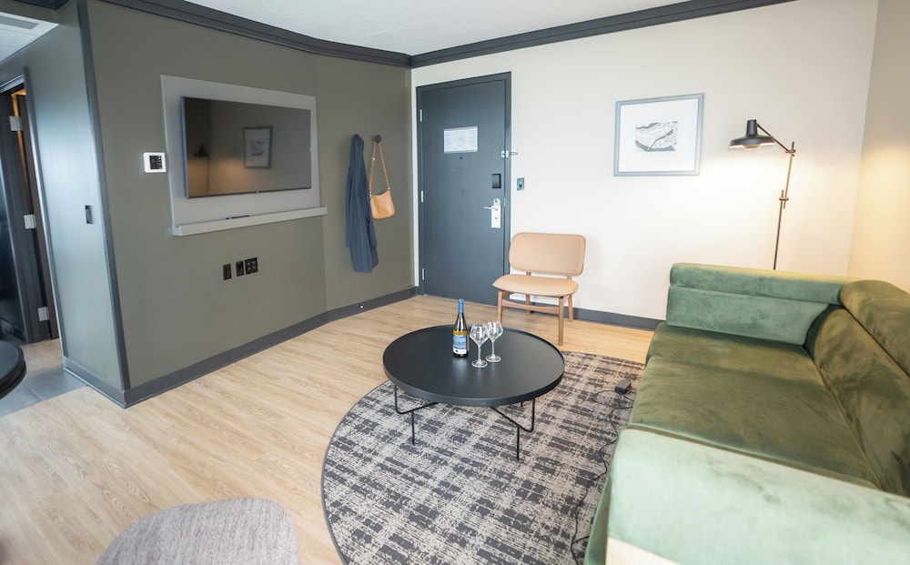 Junior Suite - Photo 1