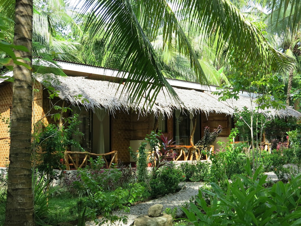Superior Double or Twin Room, Garden View, Garden Area photo 3