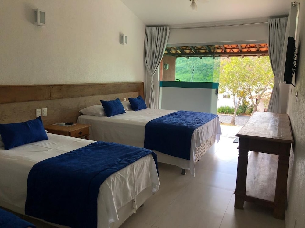 Family Double Room, 1 Bedroom, Non Smoking, Garden View - Photo 3