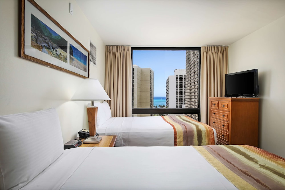 Room, 1 Bedroom, Partial Ocean View