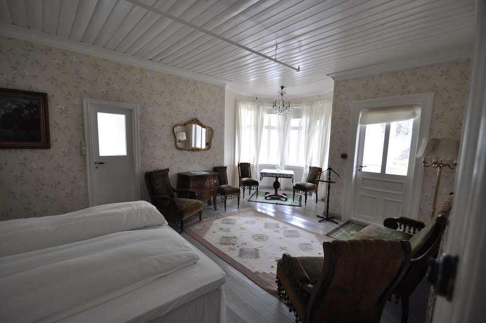 Superior Suite