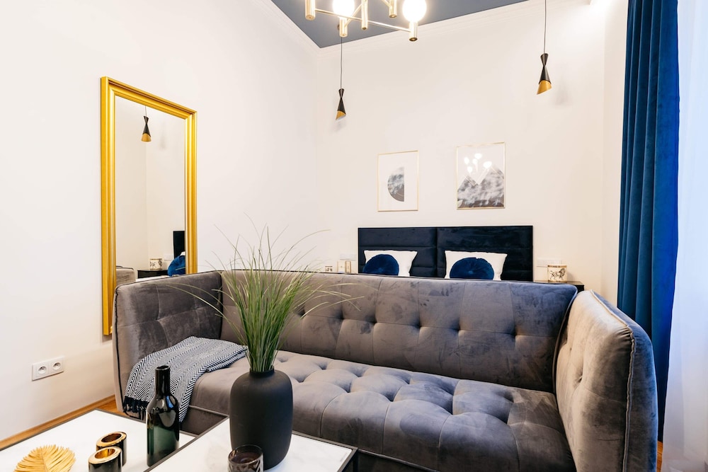 Business Apartment photo 2