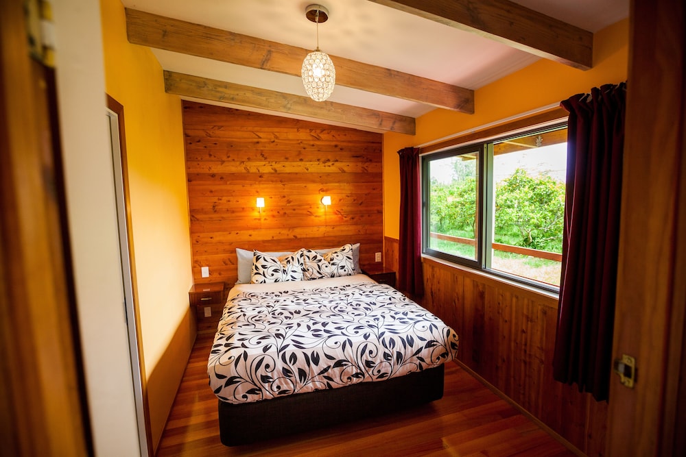 Standard Suite, 1 Bedroom, Non Smoking, Kitchen (HoneyMoon Cottage) photo 1