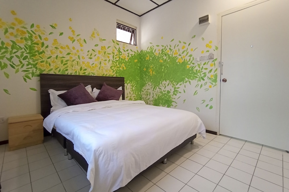 Room, Shared Bathroom