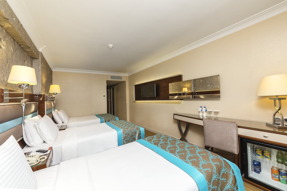 Superior Triple Room, 1 Bedroom photo 2