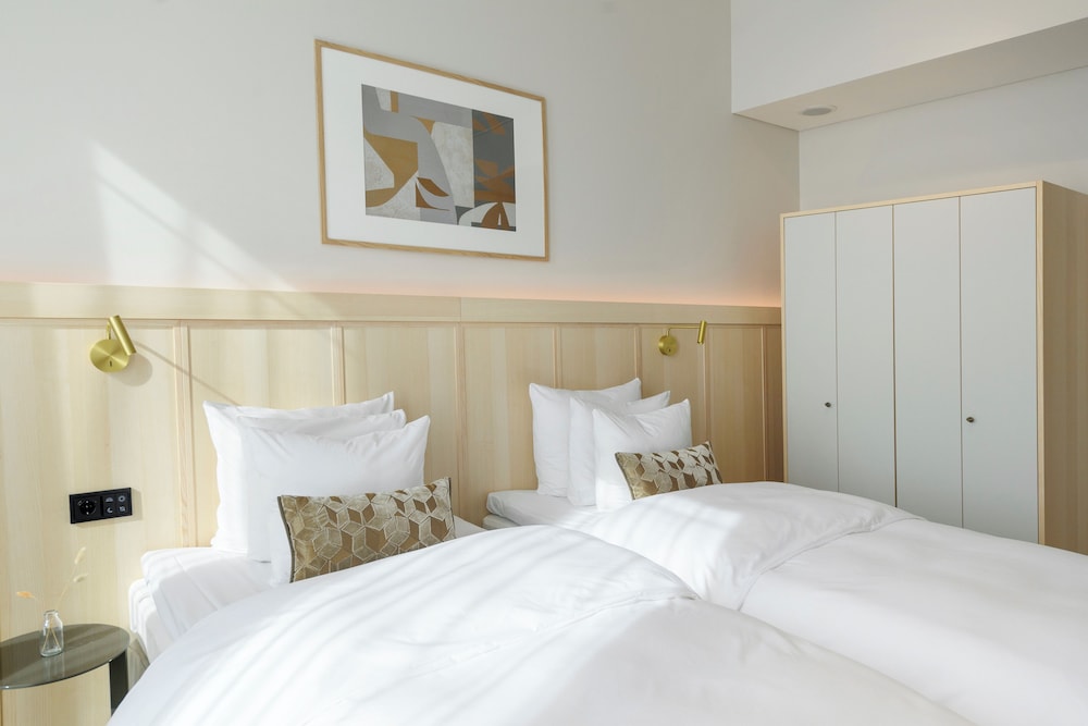 Twin Room, Sea View (Solo Supreme) - Photo 2