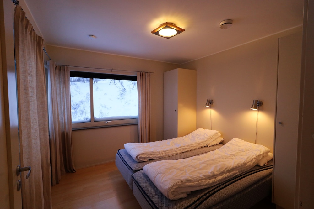 Family Apartment, 4 Bedrooms photo 1