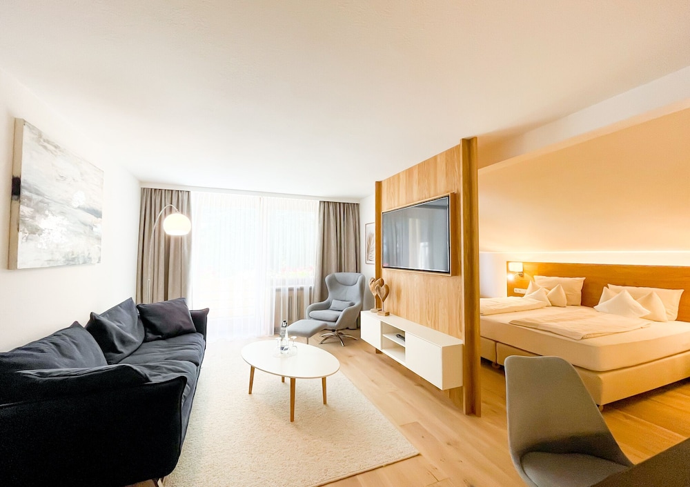 Family Suite, Balcony photo 1
