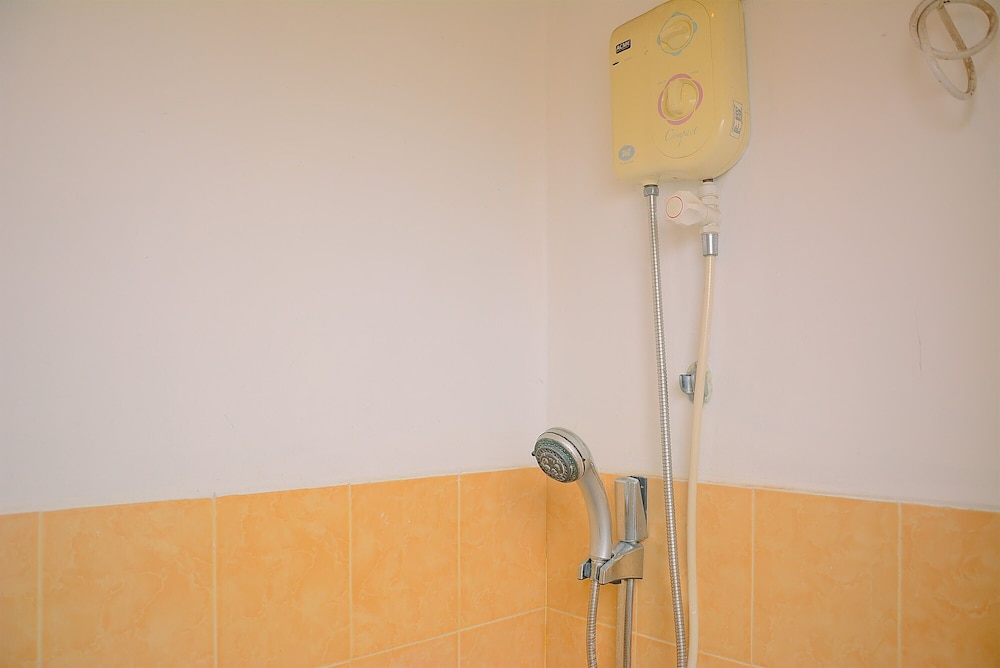 Room - Photo 3