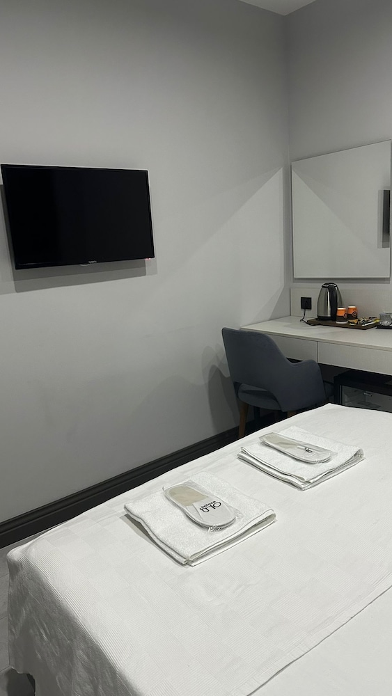 Economy Room photo 3