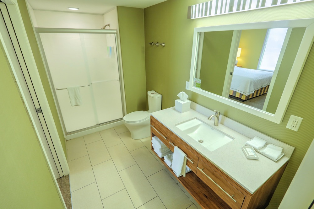 Suite, 1 Queen Bed