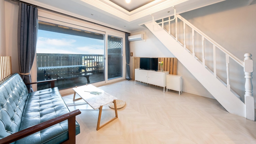 Basic Room, 1 Bedroom (sarang3) - Photo 1