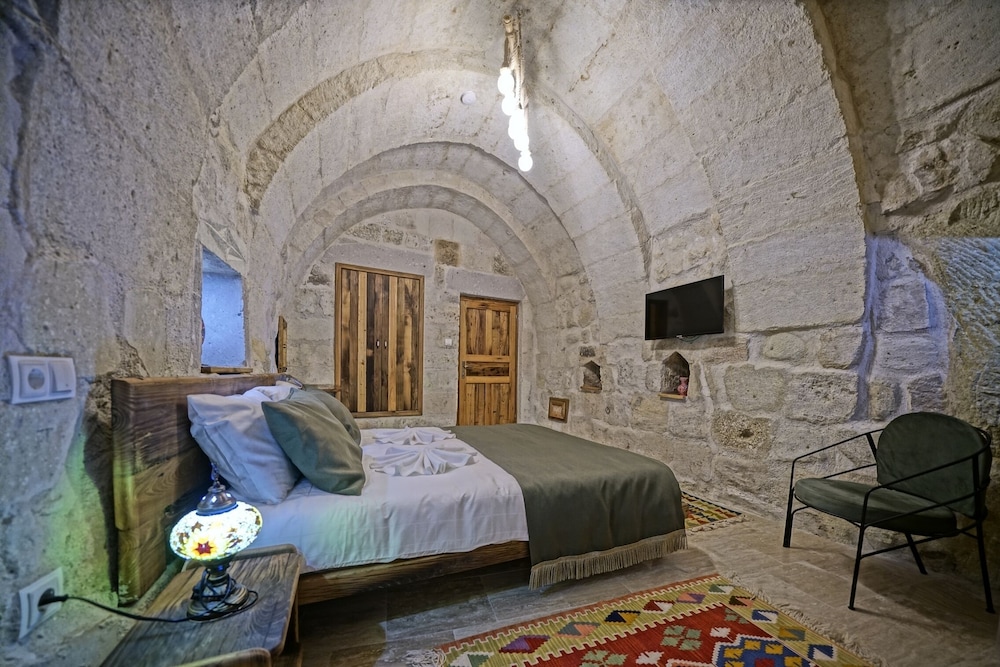 Double Room - Photo 6
