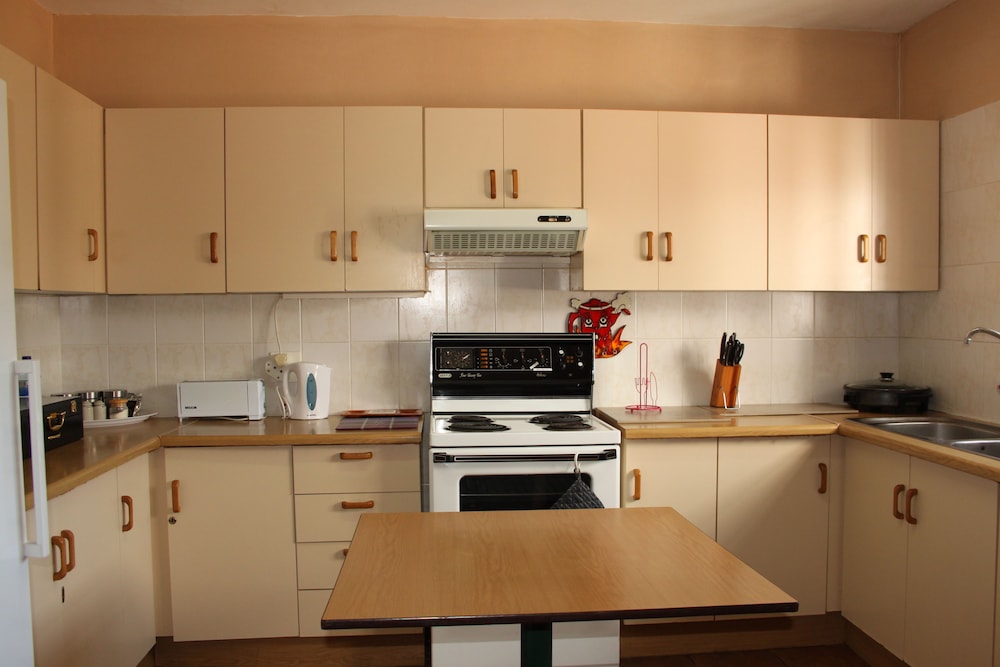Deluxe Double Room, 1 King Bed, Kitchen, Garden Area photo 2