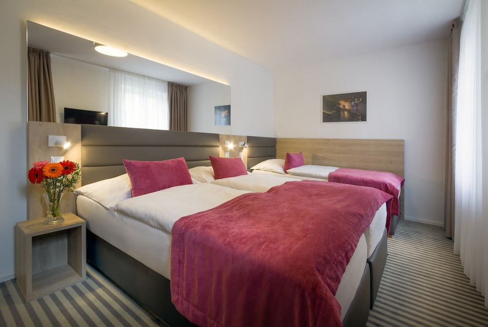 Standard Suite, 2 Bedrooms, Non Smoking