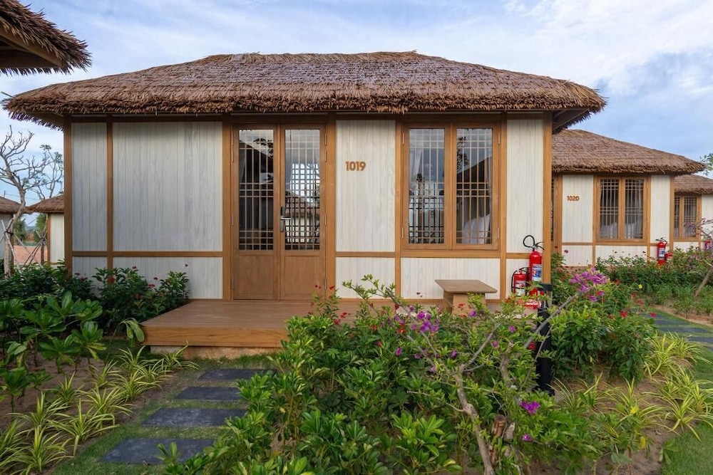 Double Bungalow - Photo 4