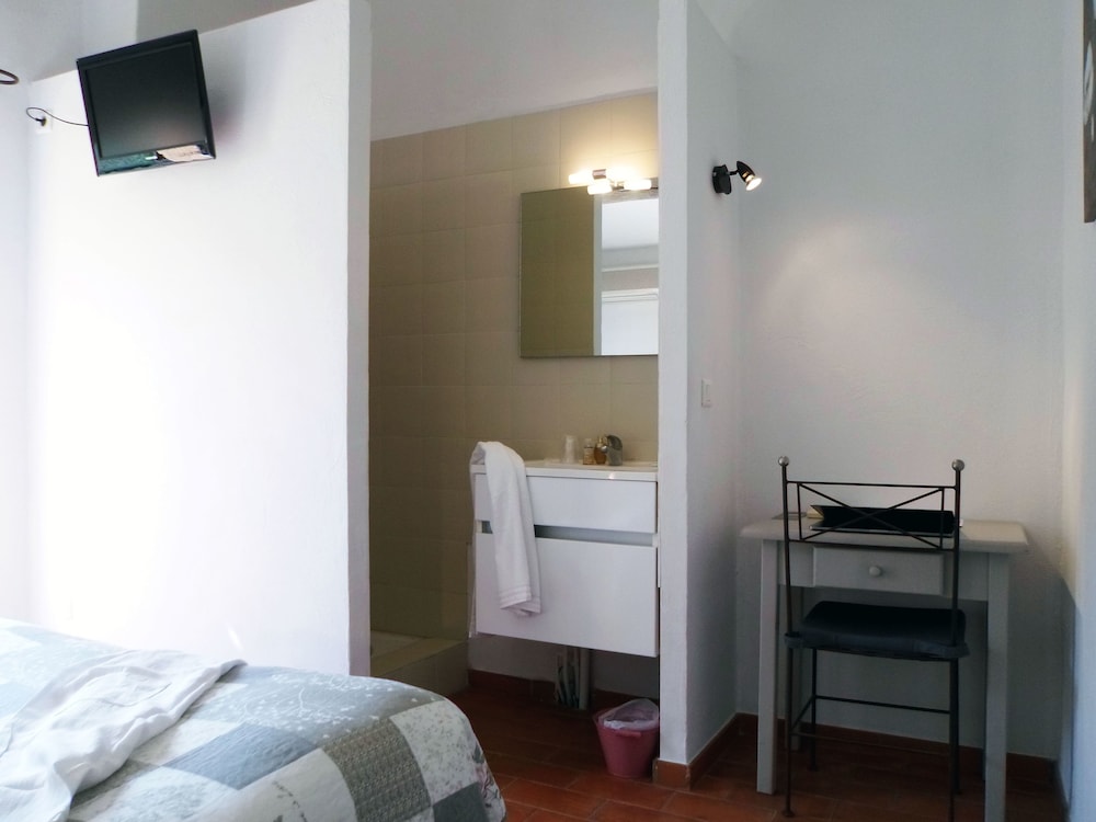 Standard Single Room photo 3