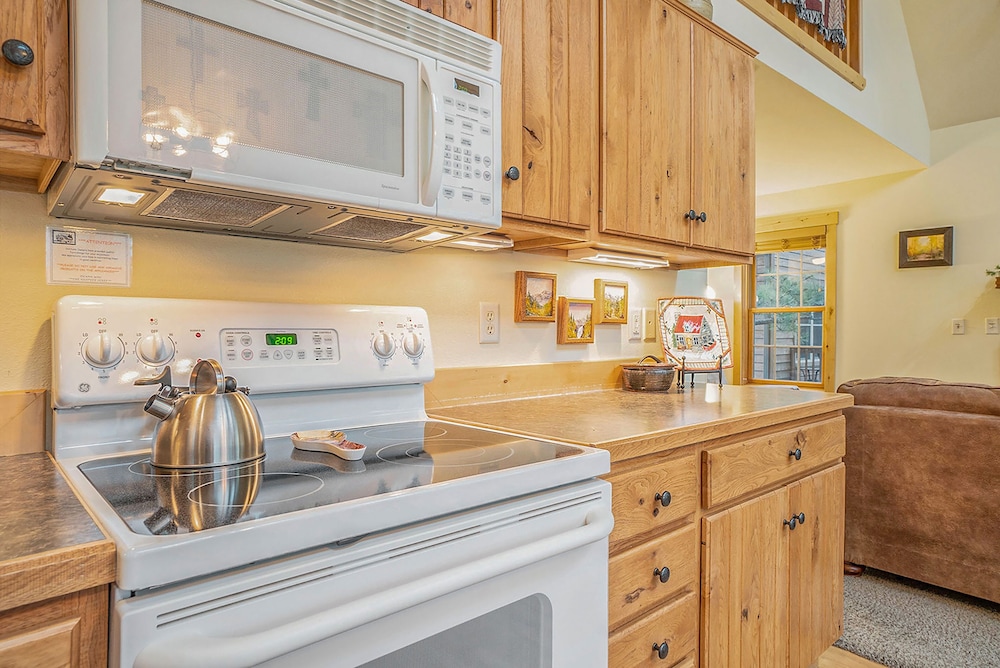 Superior Apartment, River View photo 3