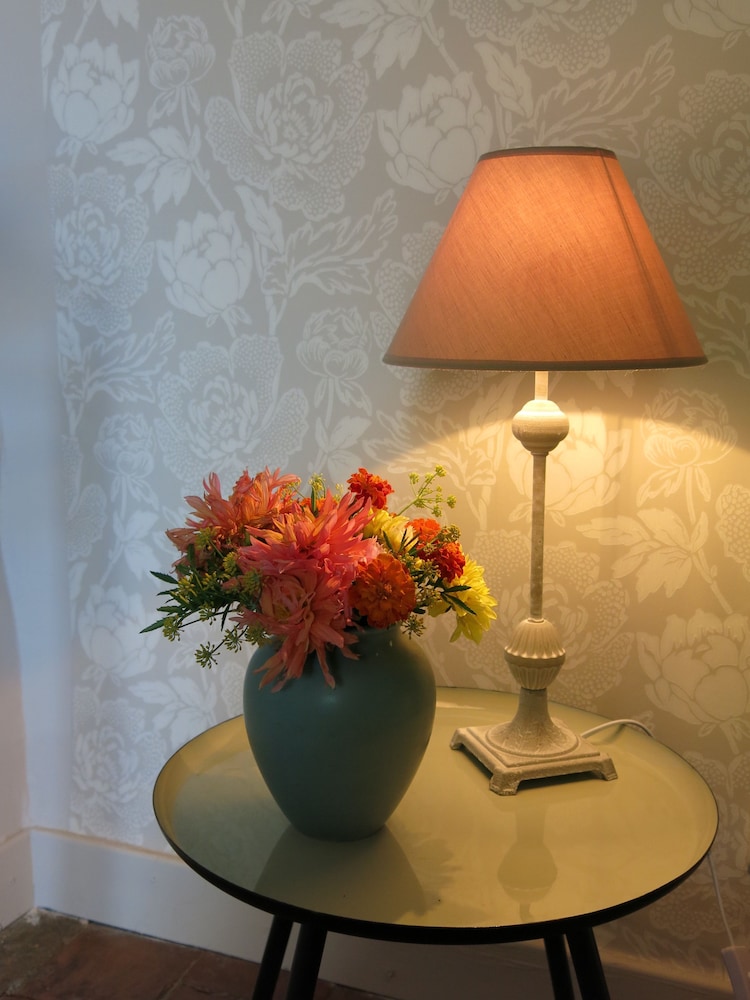 Double Room (Antoinette) photo 3