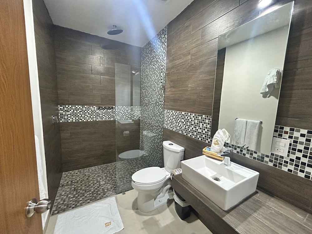 Superior Studio Suite photo 2