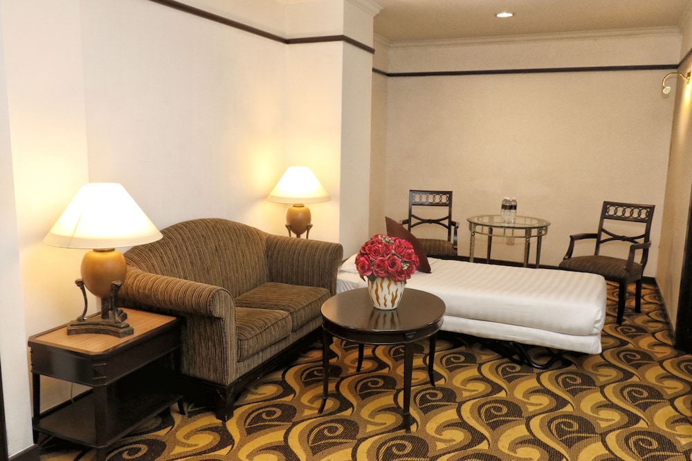 Triple Suite Room photo 2
