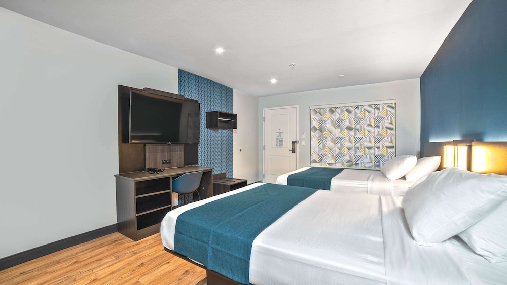 Deluxe Room, 2 Double Beds, Non Smoking, Kitchen photo 3
