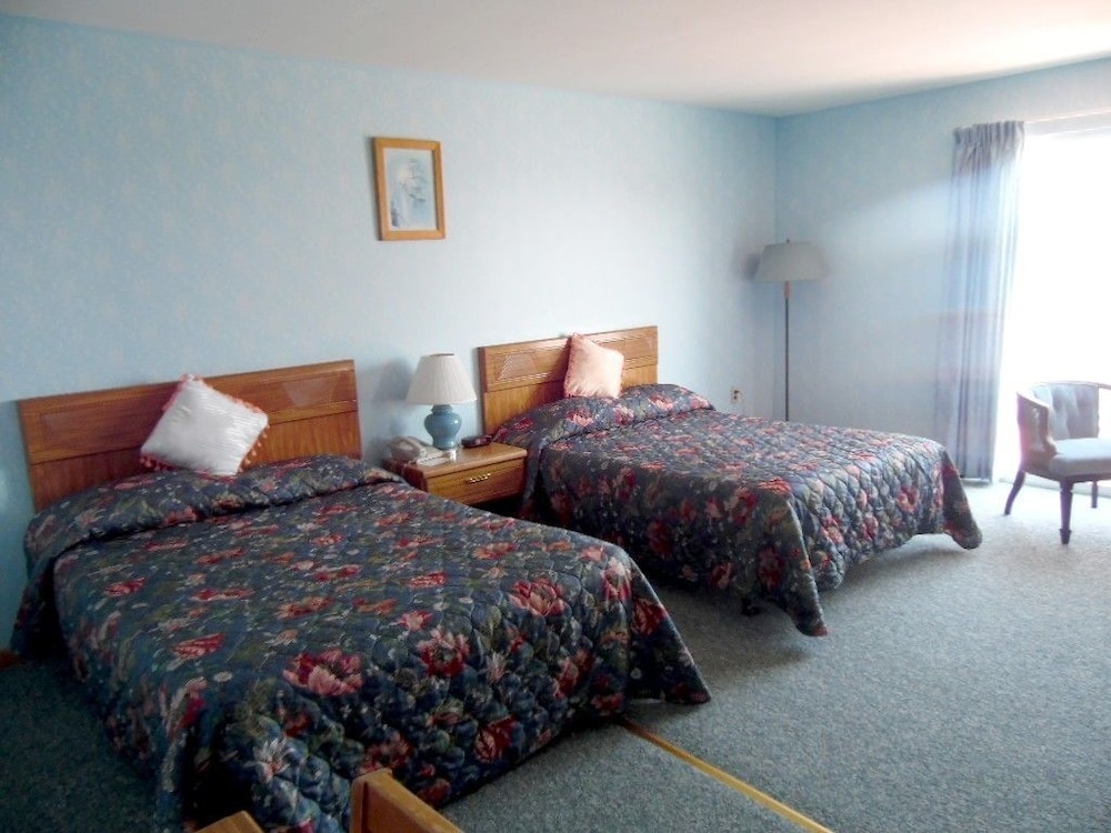Double Room, 2 Double Beds, Balcony photo 1