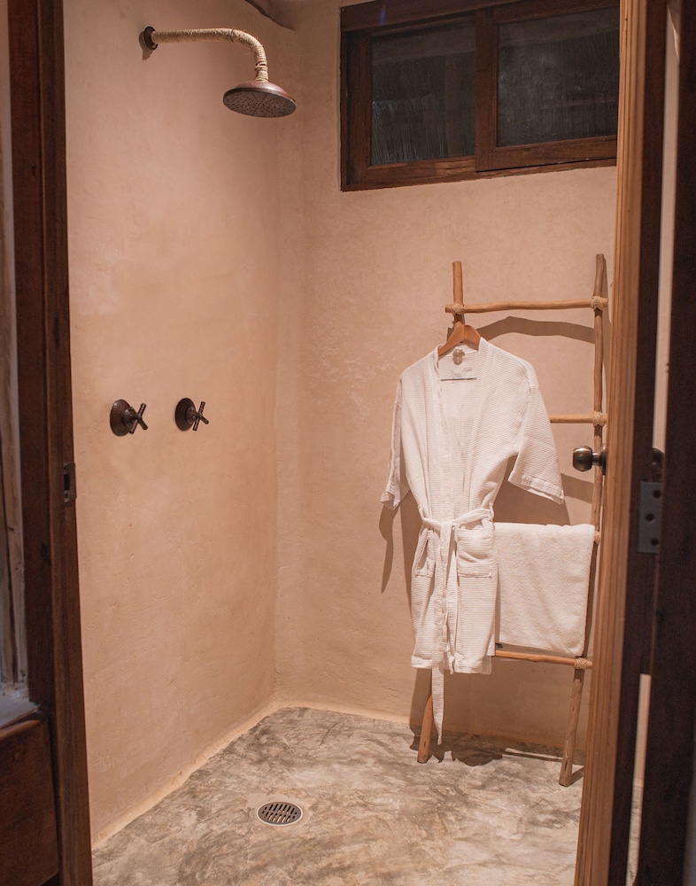 Casita Loft Ocean View With Pool - Photo 13