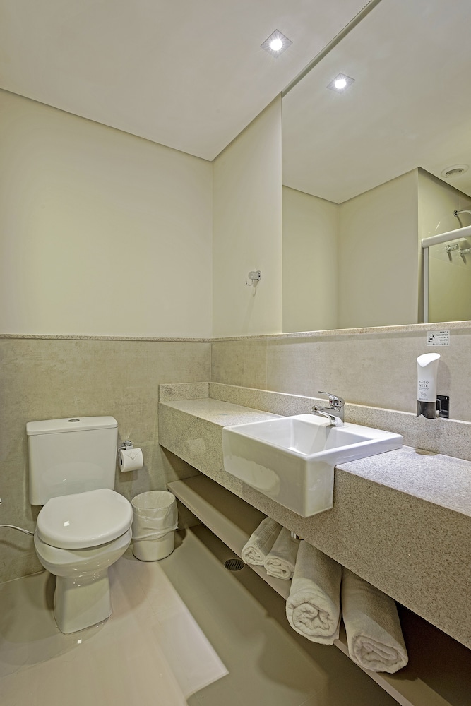 Standard Double Room - Photo 5